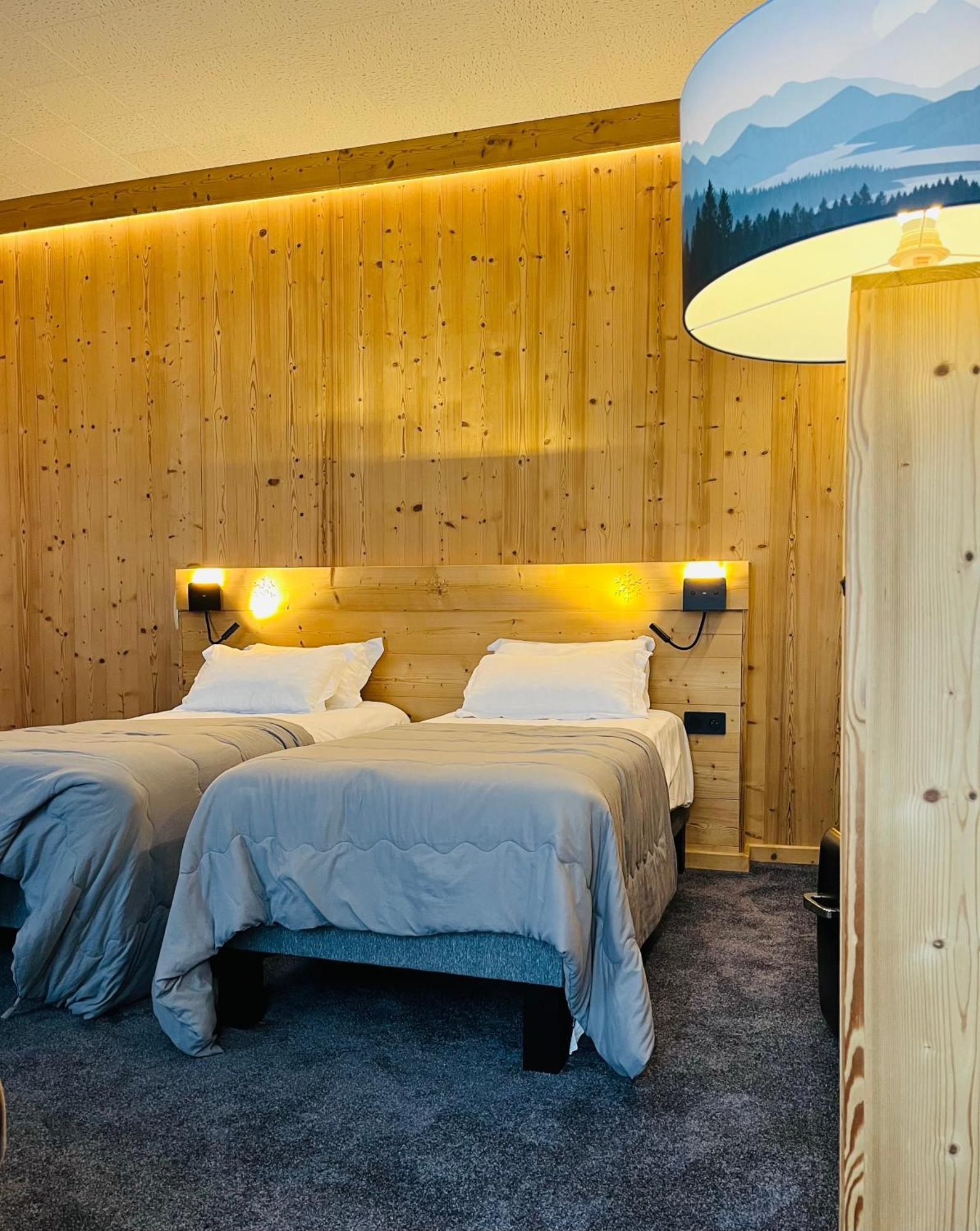 Hotel Le Sacca, Nouvelle Equipe Cauterets Exterior photo